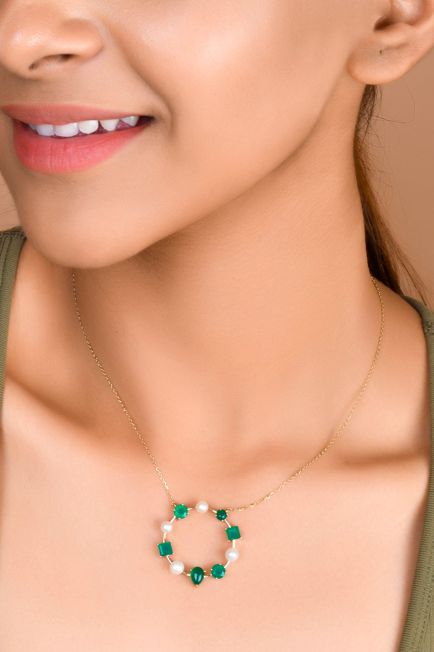 Circle of Pearl and Emerald Necklace